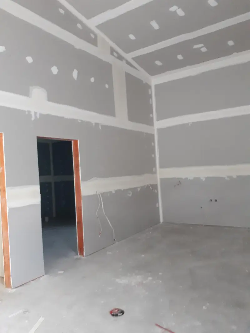 Commercial Plastering